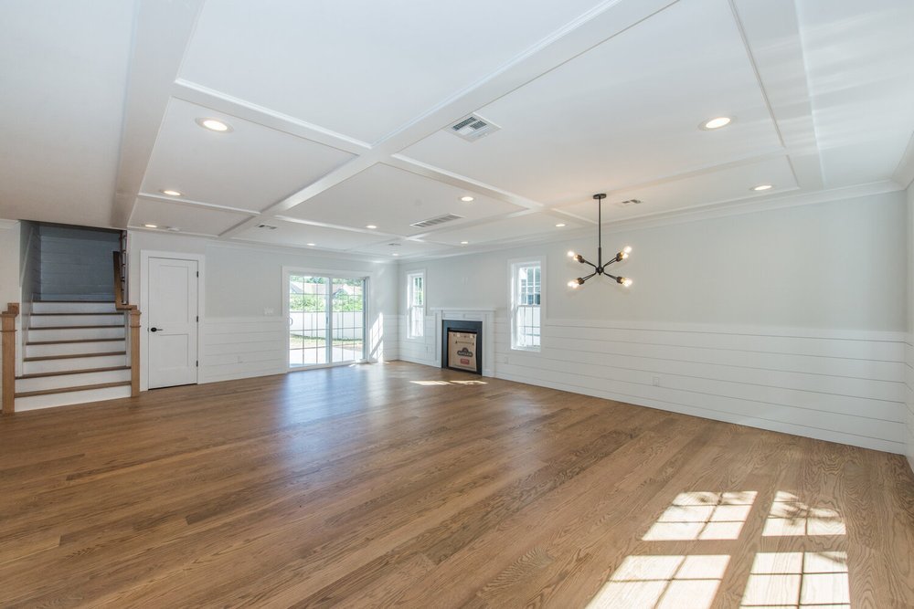 Tile floor installation and laminate flooring installation by our flooring installation contractors